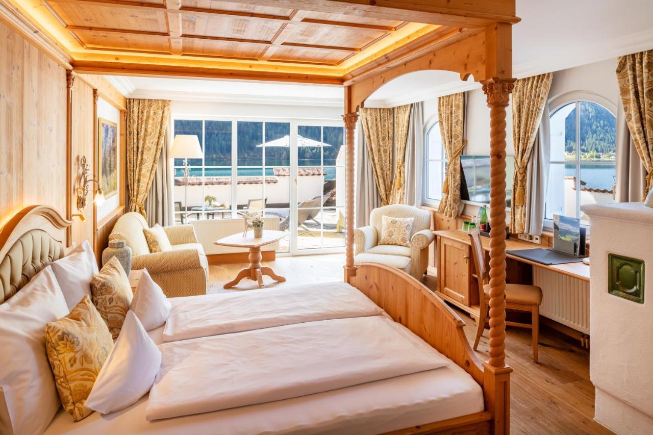 Via Salina - Am - Adults Only 4*