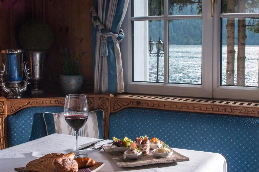 Via Salina - Am - Adults Only 4*