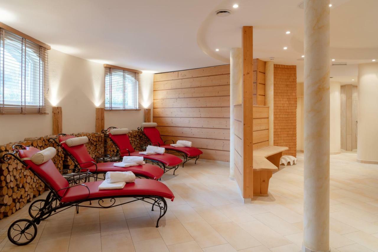 Via Salina - Am - Adults Only 4*